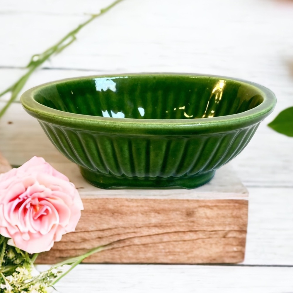 Haeger Pottery Planter Pot Vintage USA 3938 Emerald Green Oval